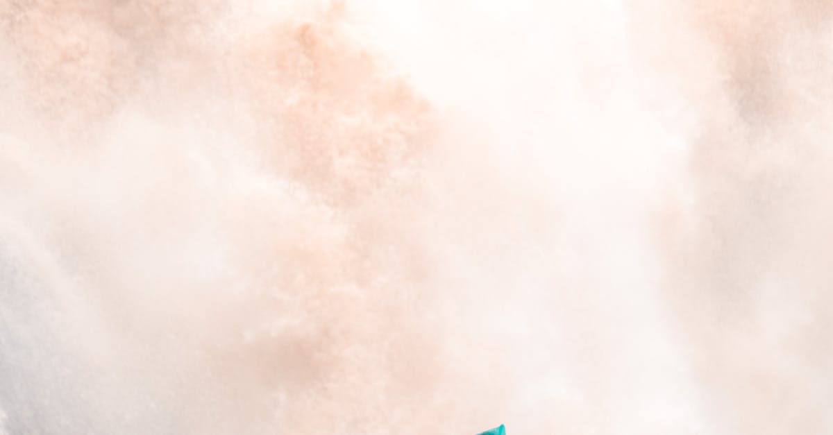 How to Incorporate a Free Standing Wardrobe into Your Design Scheme