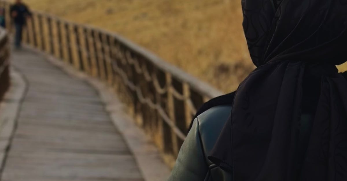 How to Incorporate Lighting in Your Custom Built-In Wardrobe