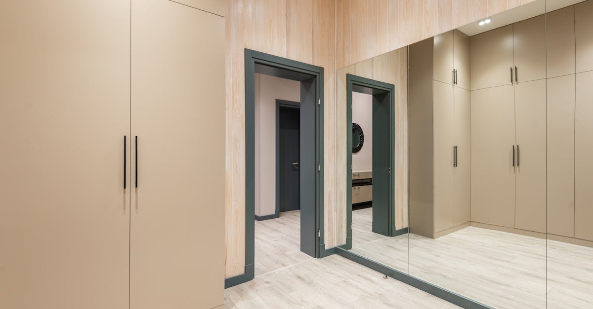 How to Incorporate Sliding Door Wardrobes into Your Home Décor