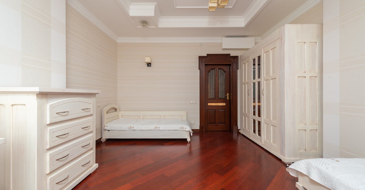 Review of Innovative Sliding Door Wardroom Features