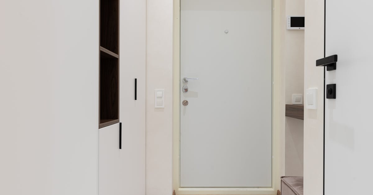 Review of Space-Saving Sliding Door Wardrobes for Apartments
