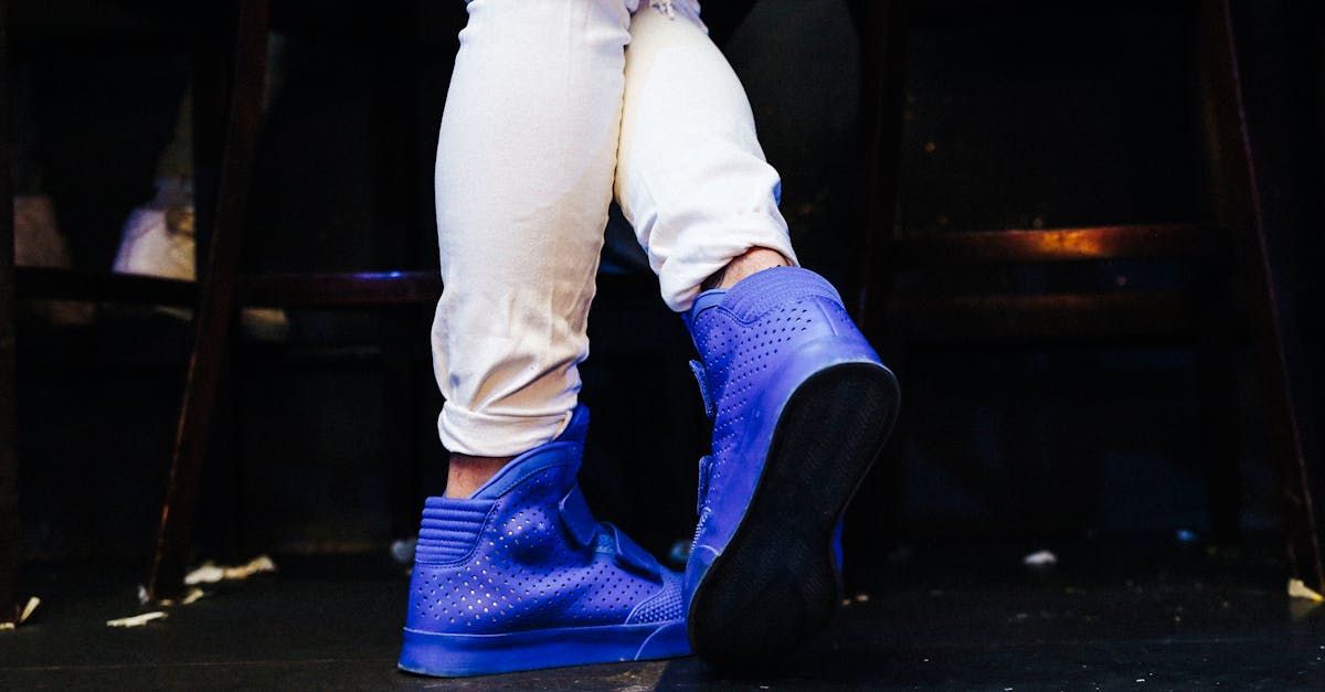 Round Up of Expert Tips for Planning Your Custom Built-In Wardrobe