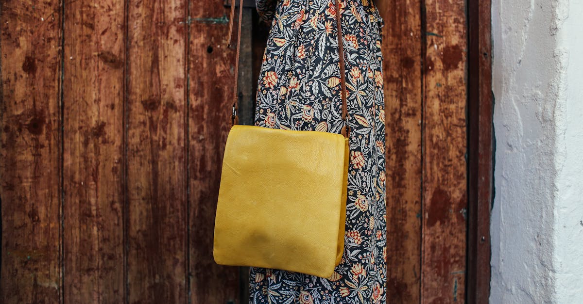 Round Up of Rustic Sliding Door Wardrobe Designs