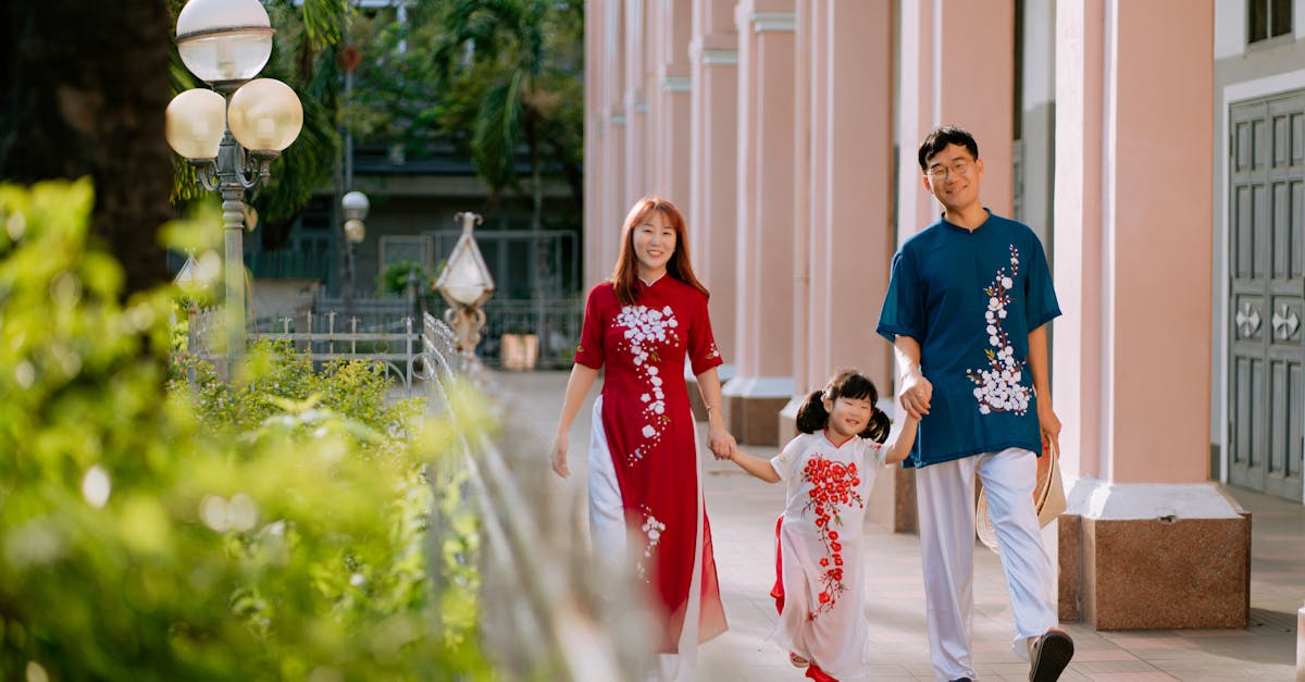 What Materials are Best for Custom Built-In Wardrobes in Australia?