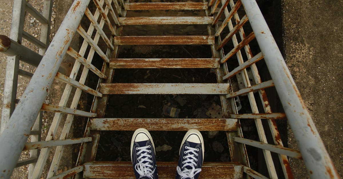 Why Custom Built Walk-In Wardrobes Are a Game Changer