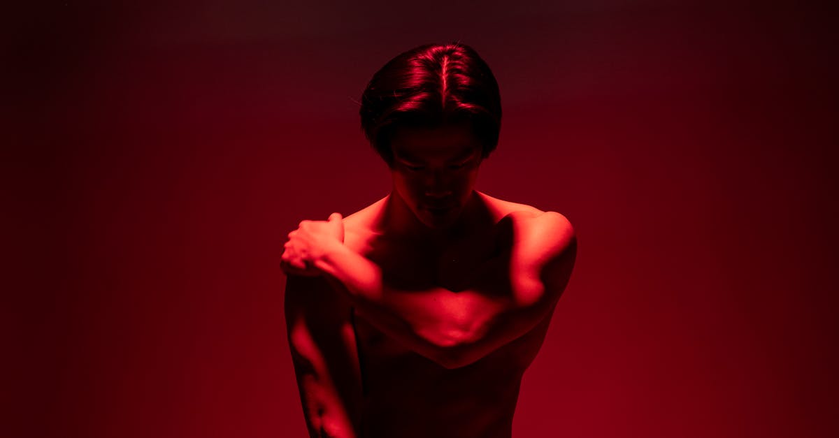 Why Walk-In Wardrobes are Ideal for Couples